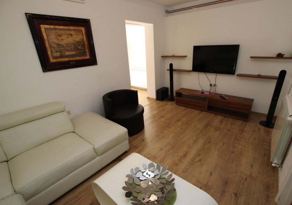 Apartment Milica Petrovac na moru Exterior foto