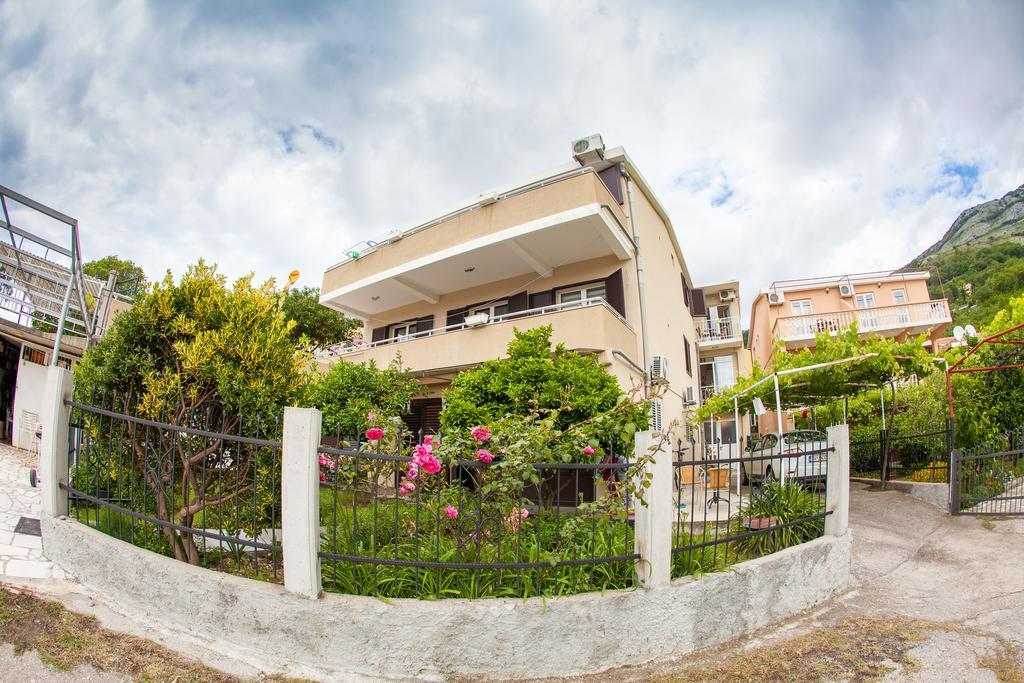 Apartment Milica Petrovac na moru Exterior foto